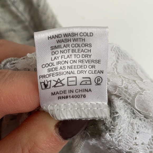 LAST CALL - Like new! Generation Love Sleeveless Top with Lace and buttons - Picture 5 of 5